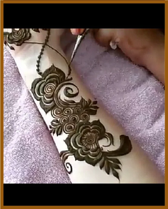 Aesthetic Front Hand Designs